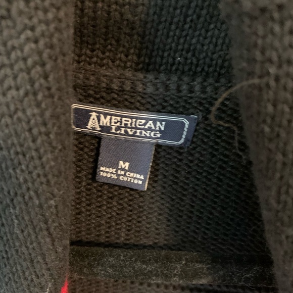 Beautiful sweater - Picture 4 of 4